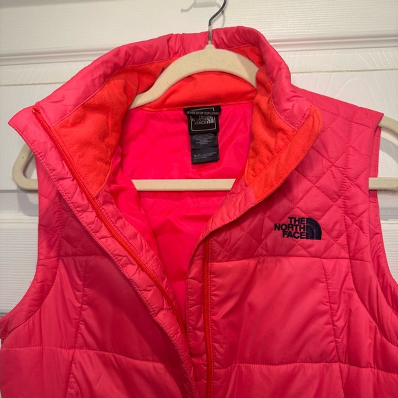The North Face Pink Quilted Vest Medium - Picture 2 of 4